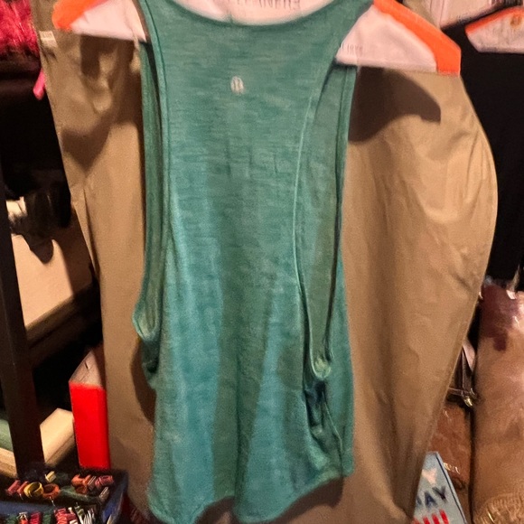 Lululemon Tank - Picture 2 of 3